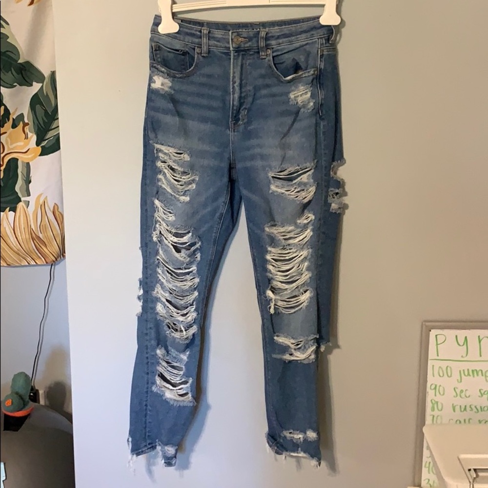 American Eagle Jeans high waisted mom jeans
